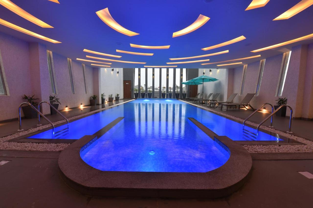Orbit99 Club And Resort Rawāl Buitenkant foto